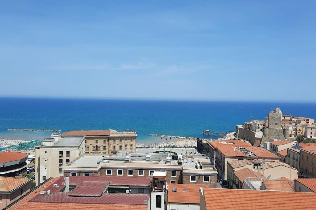 Appartement Tra Cielo E Mare Vista Panoramica à Termoli Extérieur photo